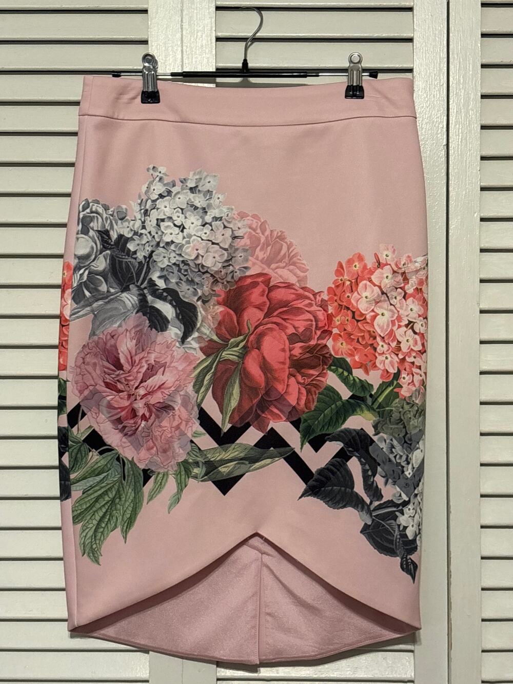 TED BAKER LONDON Soella Cutaway Skirt Palace Gardens Pink Flower Print Size 2